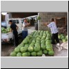 Chudschand - auf dem Basar, Entladung der Wassermelonen