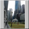 Central Business District - Hochh&auml;user am Raffles Place, hinten Republic Plaza, davor Eingang zur MRT-Station