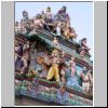 Little India - hinduistischer Sri Veeramakaliamman Tempel, Dachdekorationen