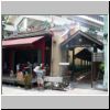 Chinatown - kleiner Siang Cho Keong Temple an der Amoy Street, daneben Eingang zum Ann Siang Hill Park