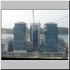 Blick von der Seilbahn (Cable Car) auf das WTC und die Sentosa-Insel dahinter