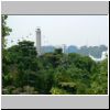 Blick von der Sentosa-Insel auf die Seilbahn (Cable Car); hinten das WTC und Mount Faber