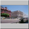 Colombo - York Street (Blick nach Norden) - klassische Kolonialgebäude:  links das Kaufhaus Cargills, rechts das Grand Oriental Hotel