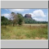 Sigiriya - Felsen mit der Ruine der Bergfestung (Südseite)