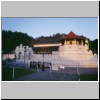Kandy - vor dem Eingang zum Zahntempel (Dalada Maligawa) am späten Nachmittag