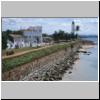 Galle - Blick vom Flag Rock nach Osten auf die südliche Befestigungsmauer und den alten Leuchtturm