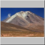 Vulkan Ollagüe (5.870 m) an der chilenisch-bolivianischen Grenze, Altiplano, Bolivien