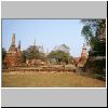 Ayutthaya - Ruinen des ehem. K&ouml;nigstempels Wat Phra Si San Phet, zerfallene und verwitterte Ziegel-Chedis