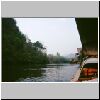 auf dem River Kwai Noi - unterwegs mit dem Longtail-Boot zu den River Kwai Jungle Rafts