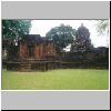 Muang Sing - Ruinen eines Khmer-Tempels aus dem 12.-13. Jh., rechts der zentrale Prang