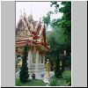 Kloster Wat Theppitak bei Klang Dong - ein Pavillon sowie die weiße Buddha-Statue