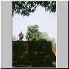Sukhothai - eine Buddhastatue in der Nähe des Wat Si  Chum