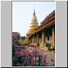 Lamphun - Wat Phra That Hariphunchai, der goldene Chedi