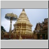 Chiang Mai - Kloster Wat Phra Doi Suthep, der goldene Chedi und ein goldener Schirm
