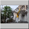 Chiang Mai - Tempel Wat Phra Sing, ein Elephantenkopf am Sockel des Chedis